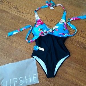 Cupshe Floral And Black Halter One Piece Swimsuit
